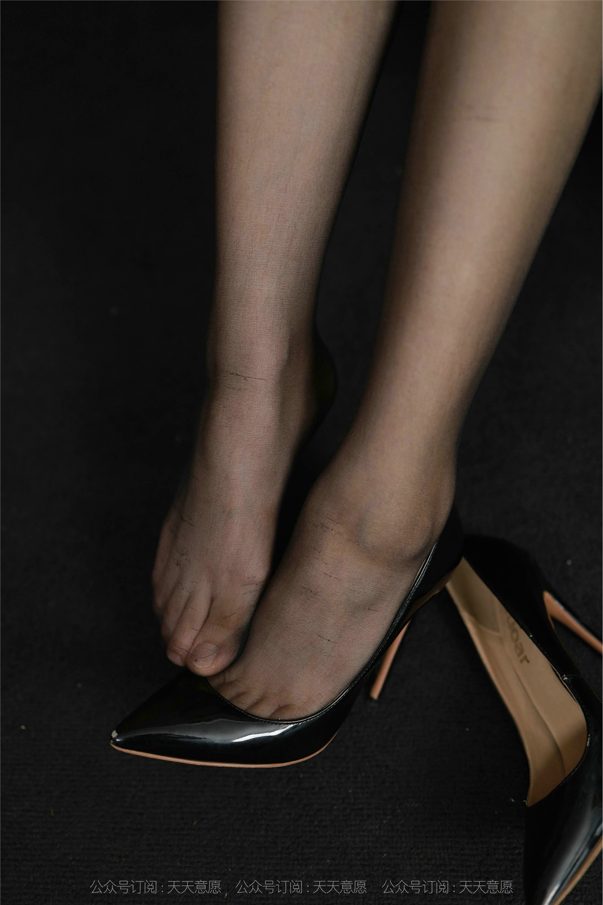 IESS异思趣向  2021.08.21 丝享家896：小婕《挂脖连衣裙》